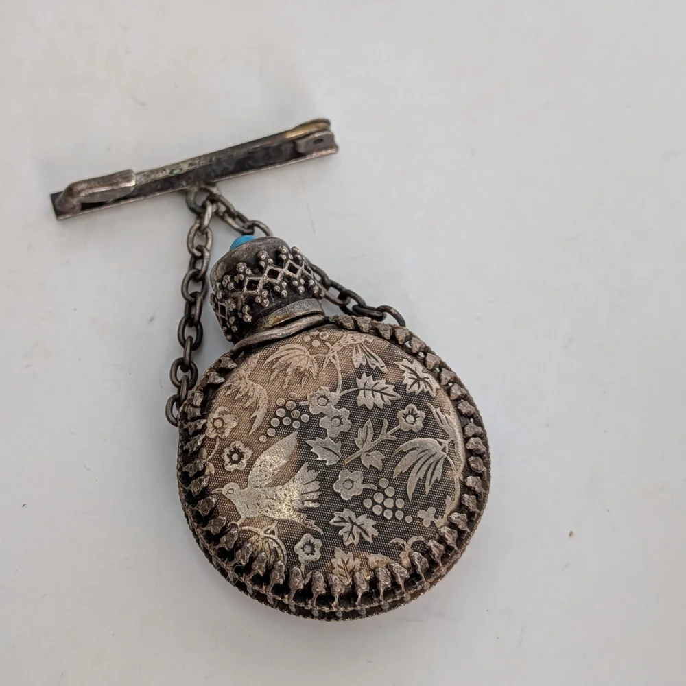 Vintage Victorian Silver Perfume scent Bottle Brooch metal Filigree Turquoise - Picture 7 of 8